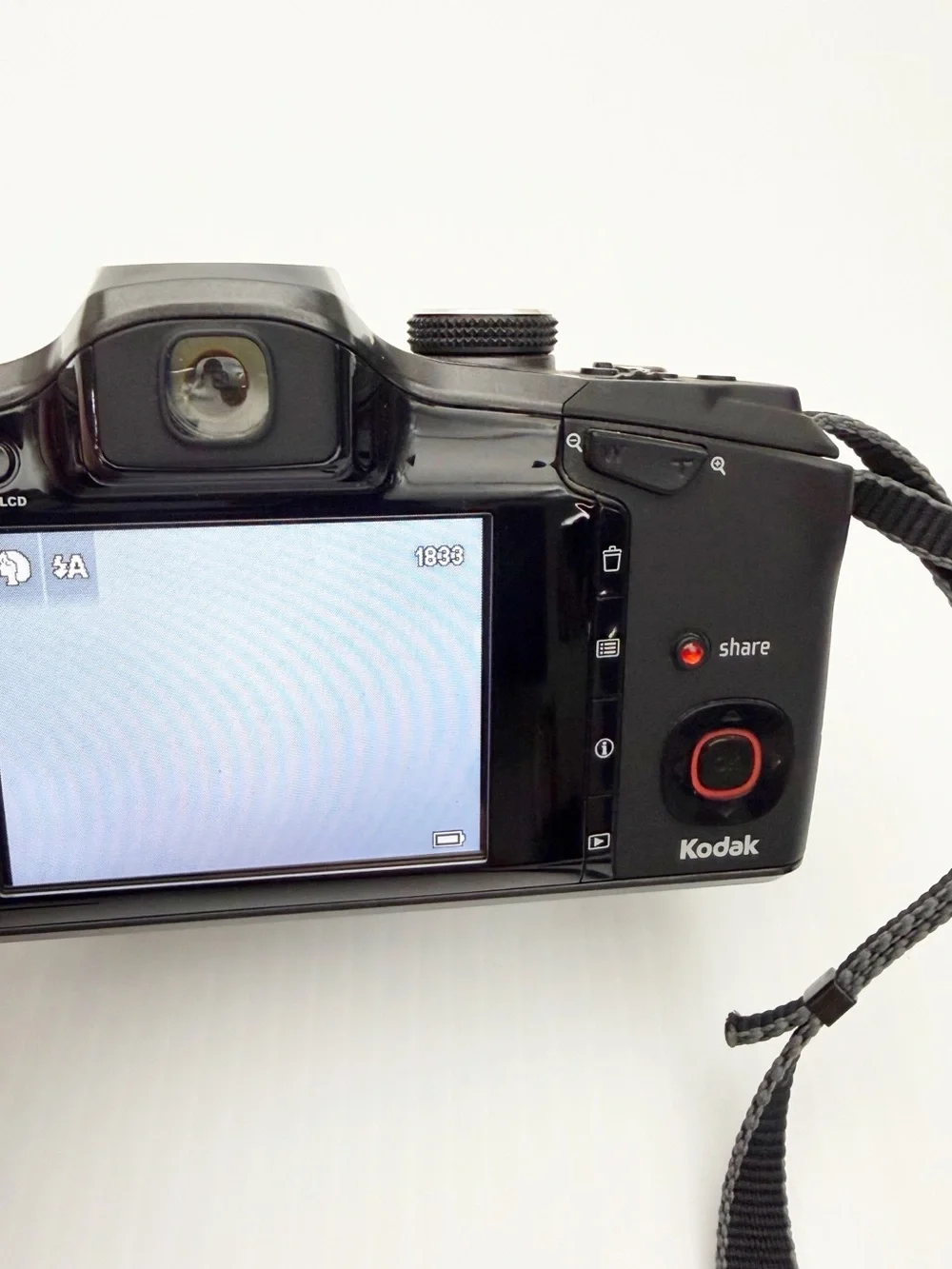 Kodak EasyShare Z981 26X Optical Black Digital Camera 14 MP
